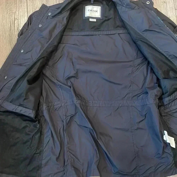 Geox Black Windbreaker Jacket Lightweight Casual Design - Picture 8 of 12